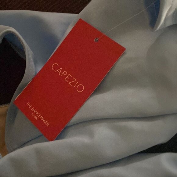Capezio Girls' Team Basics Long Sleeve Leotard size l color light blue - Picture 3 of 6